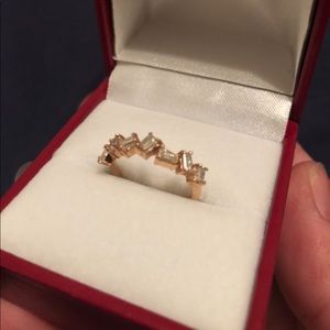 18k rose gold baguette diamond ring